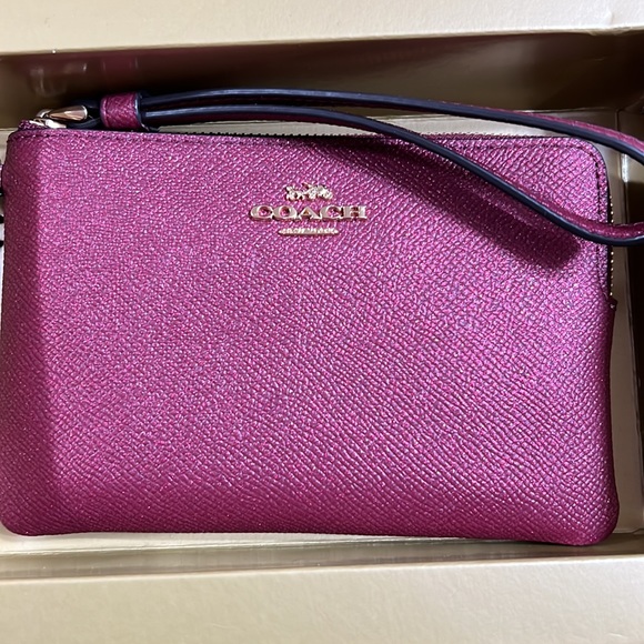 Coach Wristlet with Keychains - Picture 12 of 13